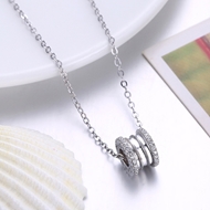 Picture of Hot Selling Platinum Plated Casual Pendant Necklace from Top Designer