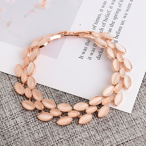 Picture of Zinc Alloy Opal Fashion Bracelet with Full Guarantee