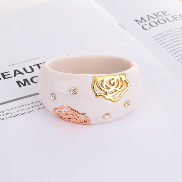 Picture of Best Selling Casual White Fashion Bracelet