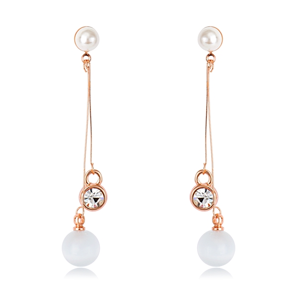 Picture of Purchase Rose Gold Plated White Dangle Earrings Exclusive Online