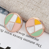 Picture of Classic Shell Stud Earrings at Unbeatable Price