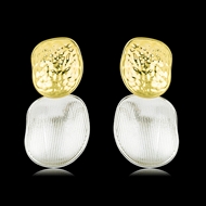 Picture of Dubai Zinc Alloy Dangle Earrings with Speedy Delivery