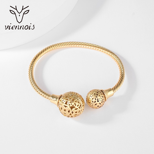 Picture of Sparkling Dubai Zinc Alloy Fashion Bangle