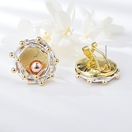 Picture of Popular Medium Gold Plated Stud Earrings