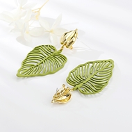 Picture of Zinc Alloy Green Dangle Earrings From Reliable Factory