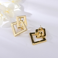 Picture of Best Selling Dubai Gold Plated Big Stud Earrings