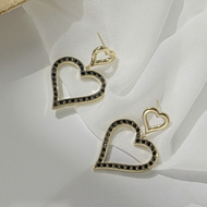 Picture of Unique Cubic Zirconia Gold Plated Dangle Earrings