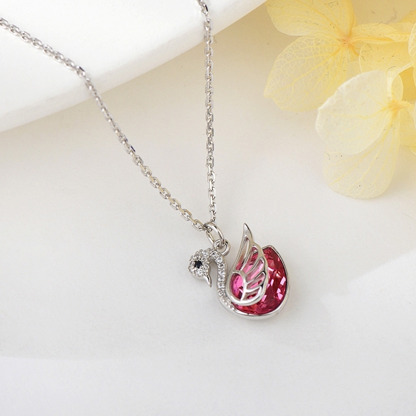 Picture of Sparkly Small Platinum Plated Pendant Necklace