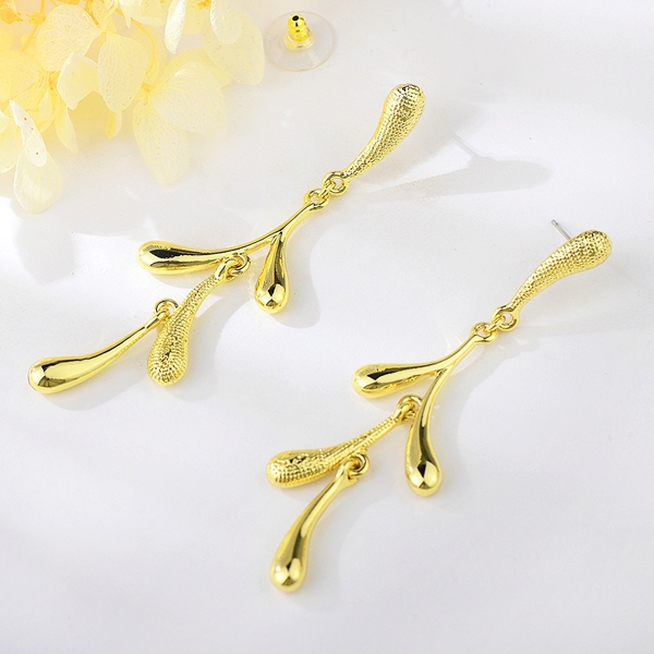 Picture of Low Price Zinc Alloy Medium Dangle Earrings from Trust-worthy Supplier