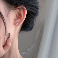 Picture of Small Platinum Plated Stud Earrings with Fast Shipping