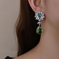 Picture of Famous Flowers & Plants Platinum Plated Dangle Earrings