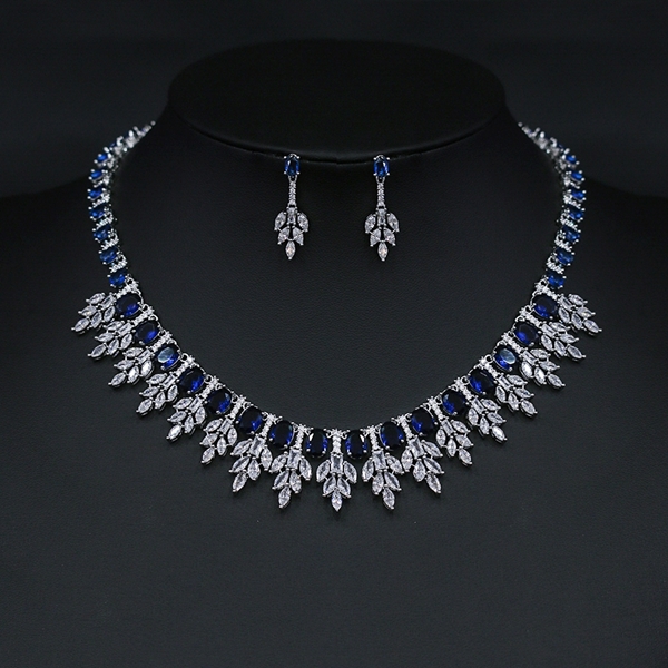 Picture of Luxury Platinum Plated 2 Piece Jewelry Set Online Only