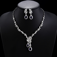 Show details for Fashionable Flowers & Plants Platinum Plated 2 Piece Jewelry Set