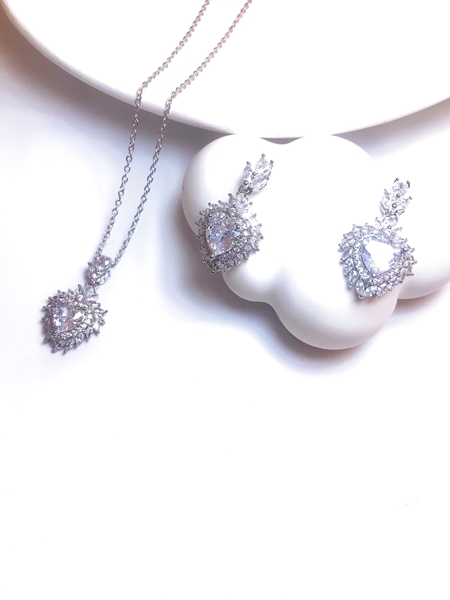 Picture of Party Cubic Zirconia 2 Piece Jewelry Set with Worldwide Shipping