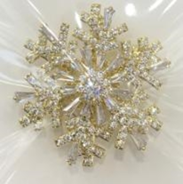 Picture of Classic Cubic Zirconia Brooche for Girlfriend