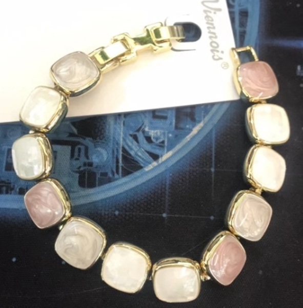 Picture of Simple Work Bracelets & Bangle with Fast Delivery